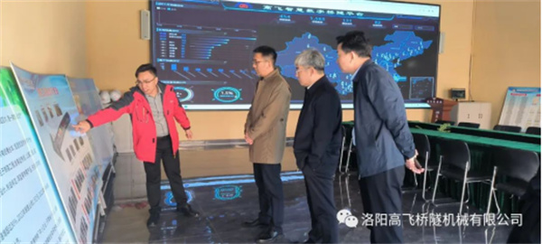 熱烈歡迎河南省科技廳黨組成員、副廳長潘剛一行蒞臨高飛橋隧調(diào)研指導